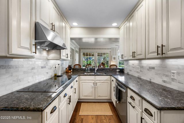 5001 ARAPAHOE Avenue, Jacksonville, FL 32210