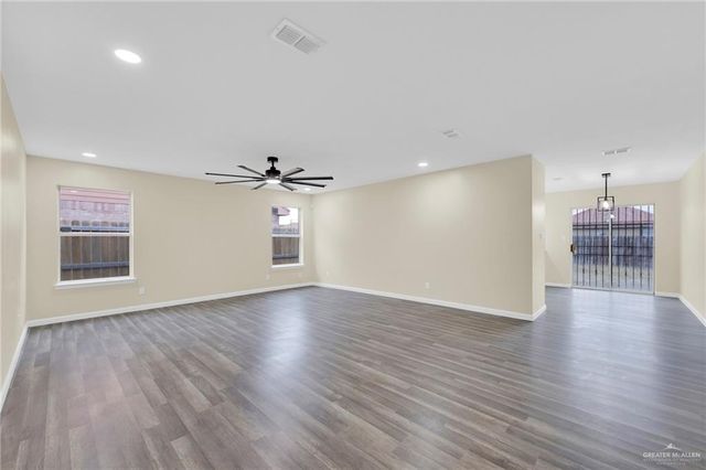 208 San Ignacio Avenue, San Juan, TX 78589