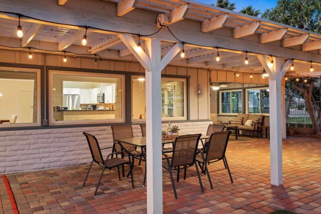 985 San Pablo Dr, San Marcos, CA 92078