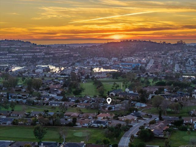 985 San Pablo Dr, San Marcos, CA 92078