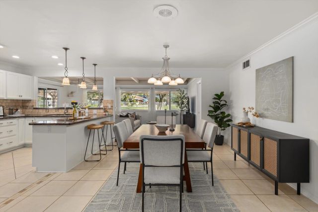 985 San Pablo Dr, San Marcos, CA 92078