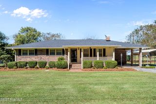 235 Comfort Road, Richlands, NC 28574
