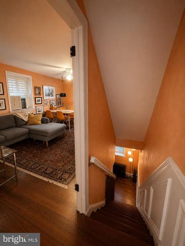 22 BALLIGOMINGO RD, Conshohocken, PA 19428