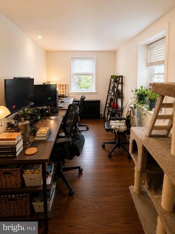 22 BALLIGOMINGO RD, Conshohocken, PA 19428