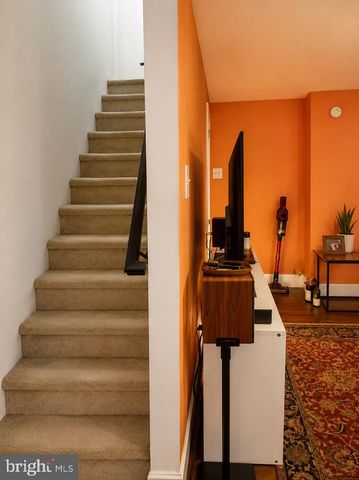 22 BALLIGOMINGO RD, Conshohocken, PA 19428