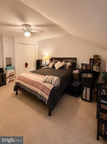 22 BALLIGOMINGO RD, Conshohocken, PA 19428