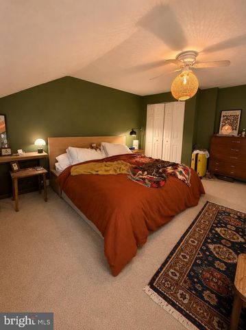22 BALLIGOMINGO RD, Conshohocken, PA 19428