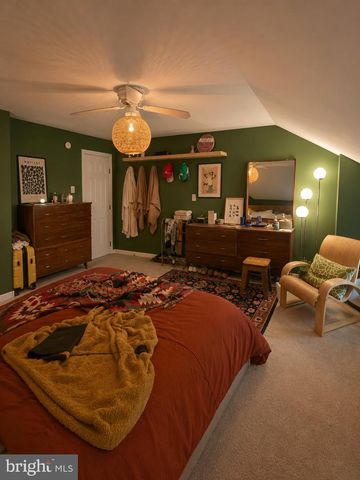22 BALLIGOMINGO RD, Conshohocken, PA 19428