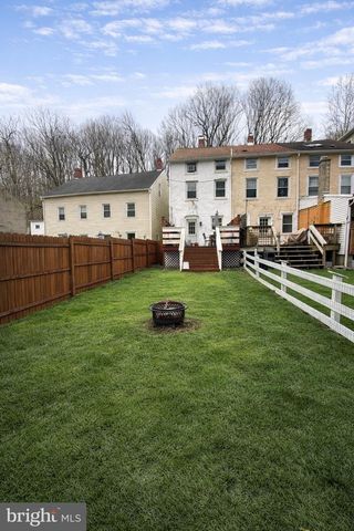 22 BALLIGOMINGO RD, Conshohocken, PA 19428