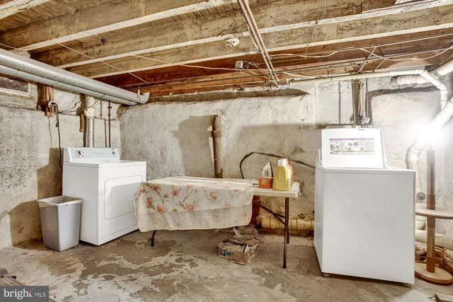 1900 W BRISTOL ST, Philadelphia, PA 19140