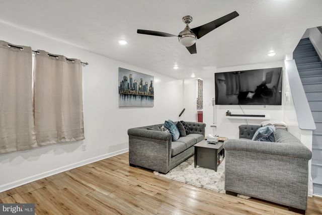 1900 W BRISTOL ST, Philadelphia, PA 19140