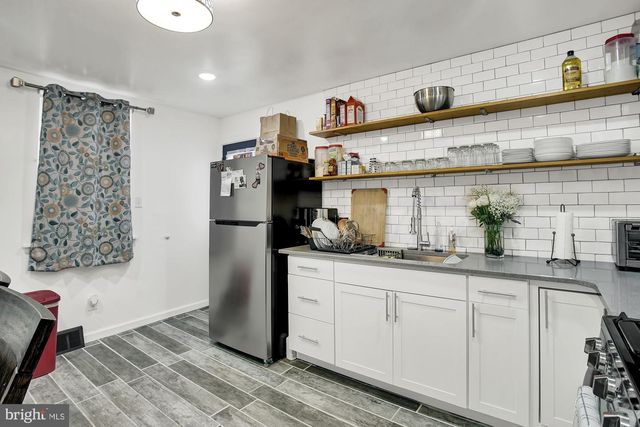 1900 W BRISTOL ST, Philadelphia, PA 19140