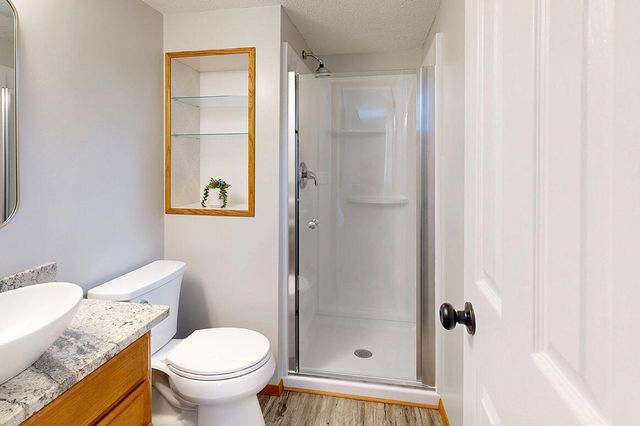 7901 LAUREL Court, La Vista, NE 68128