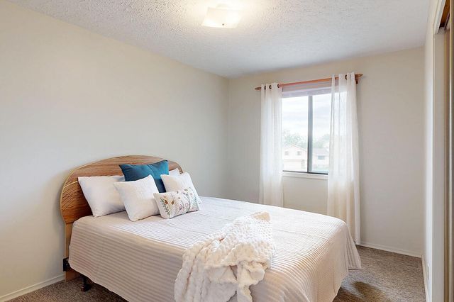 7901 LAUREL Court, La Vista, NE 68128