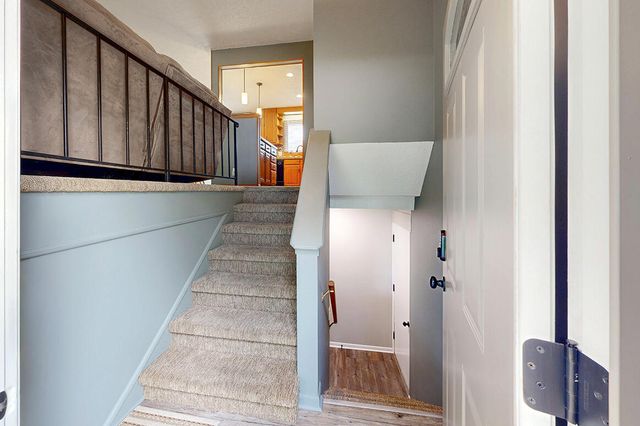 7901 LAUREL Court, La Vista, NE 68128