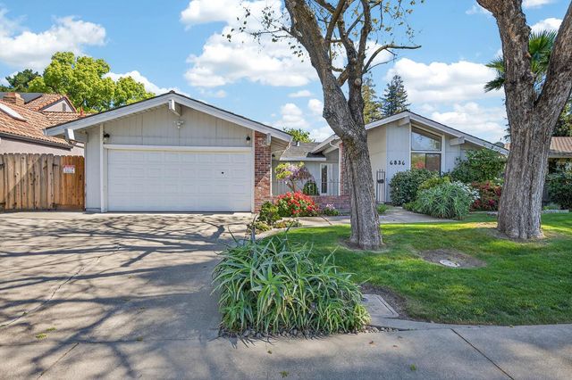 6836 Cumberland Pl, Stockton, CA 95219