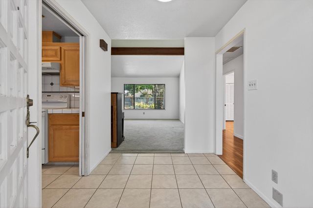 6836 Cumberland Pl, Stockton, CA 95219