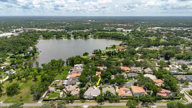 13510 WESTSHIRE DRIVE, Tampa, FL 33618