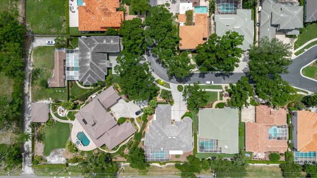 13510 WESTSHIRE DRIVE, Tampa, FL 33618