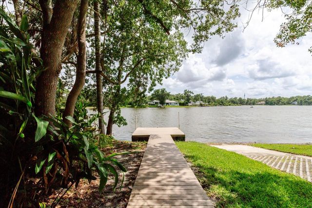 13510 WESTSHIRE DRIVE, Tampa, FL 33618