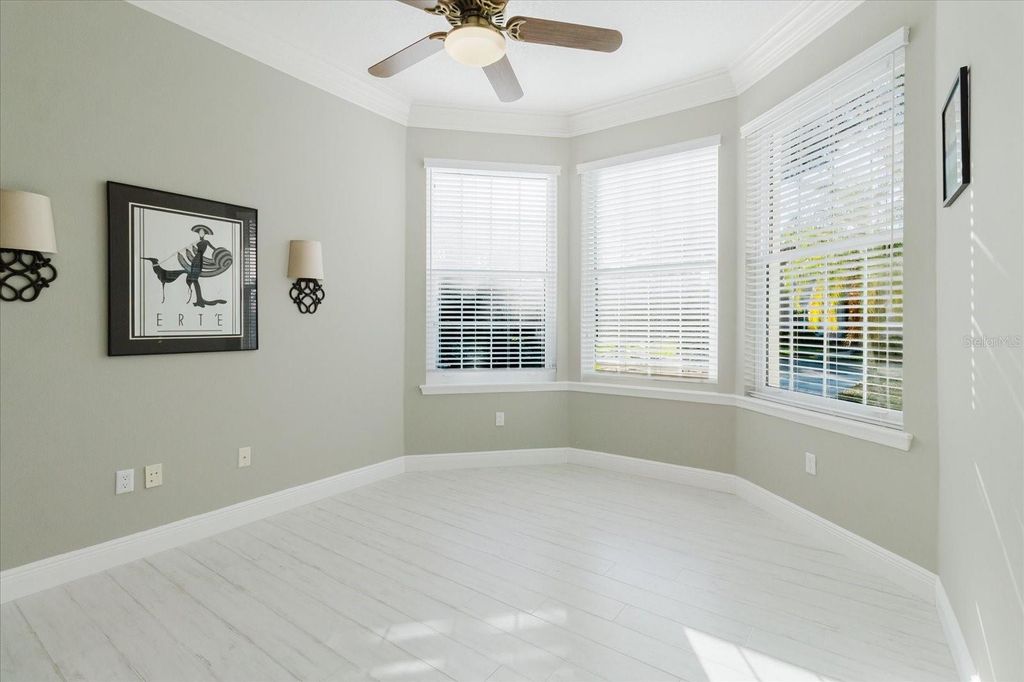 Image 51 of property listing at 13510 WESTSHIRE DRIVE, Tampa, FL 33618