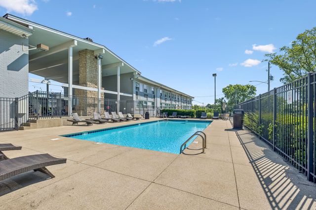 801 Inverness Ave Apt B7, Nashville, TN 37204