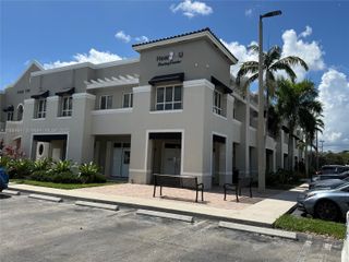 17670 NW 78th Ave 109, Hialeah, FL 33015