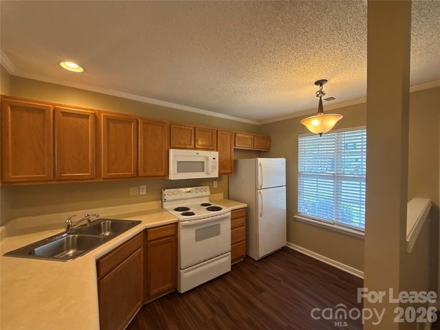 12817 Sickles Drive, Charlotte, NC 28273
