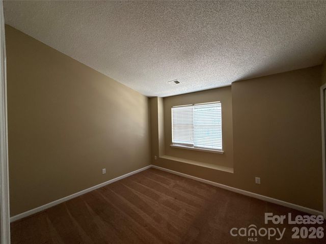12817 Sickles Drive, Charlotte, NC 28273