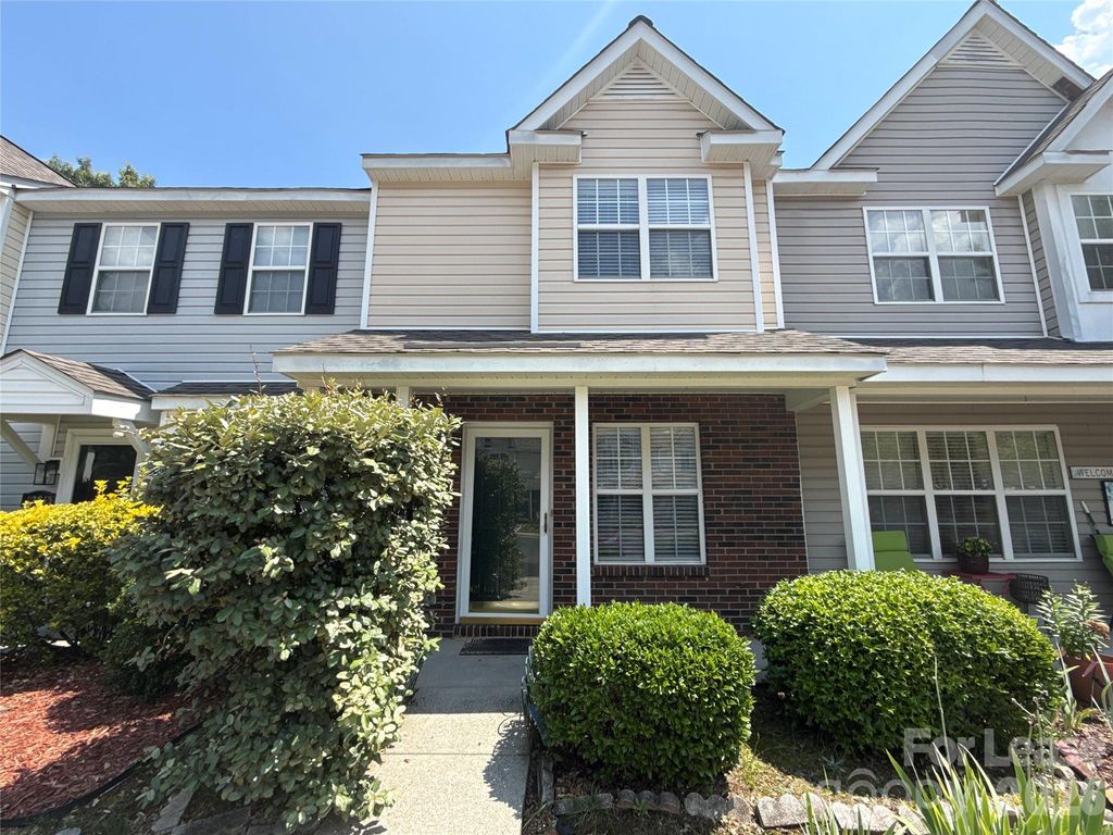 12817 Sickles Drive, Charlotte, NC 28273