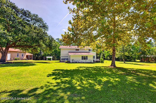 13450 E Schanbacher Road, Gulfport, MS 39503