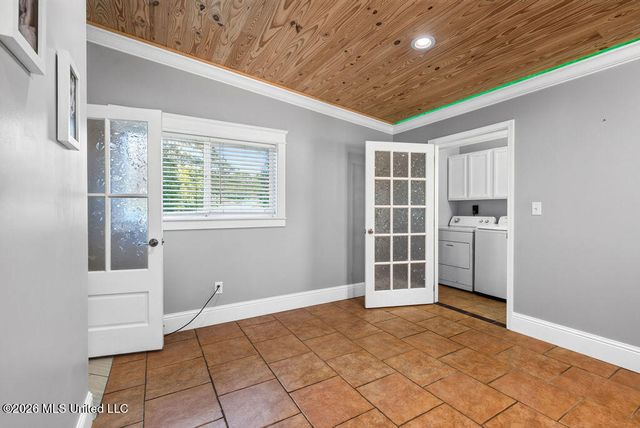 13450 E Schanbacher Road, Gulfport, MS 39503