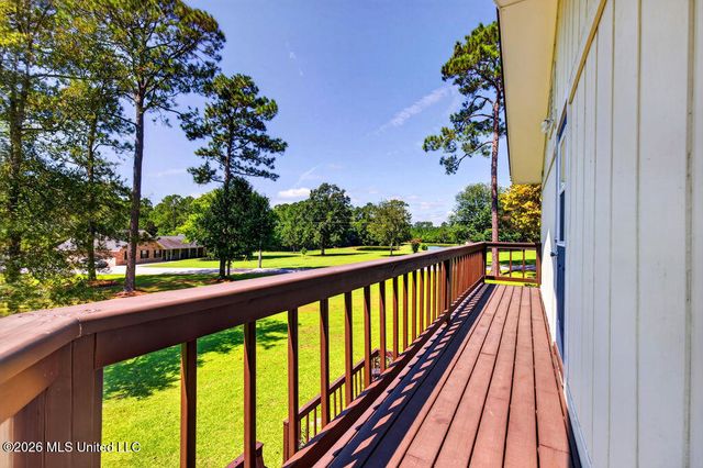 13450 E Schanbacher Road, Gulfport, MS 39503