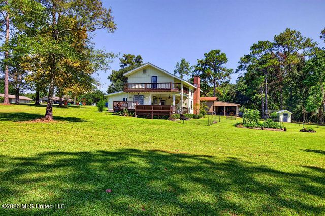 13450 E Schanbacher Road, Gulfport, MS 39503