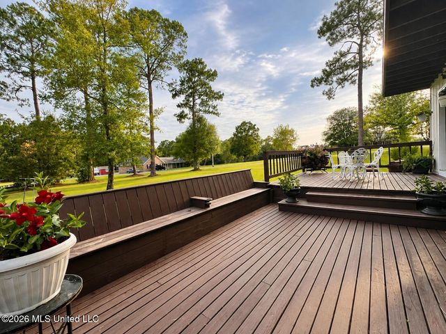 13450 E Schanbacher Road, Gulfport, MS 39503