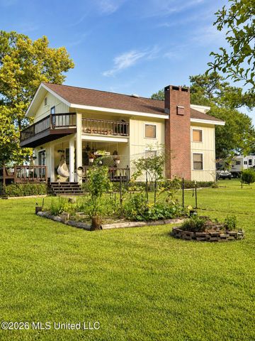 13450 E Schanbacher Road, Gulfport, MS 39503