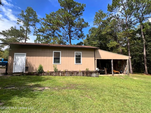 13450 E Schanbacher Road, Gulfport, MS 39503