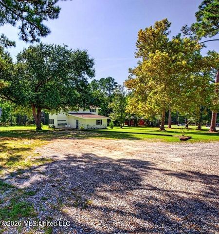 13450 E Schanbacher Road, Gulfport, MS 39503