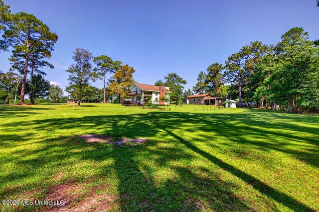 13450 E Schanbacher Road, Gulfport, MS 39503