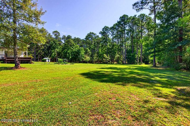 13450 E Schanbacher Road, Gulfport, MS 39503