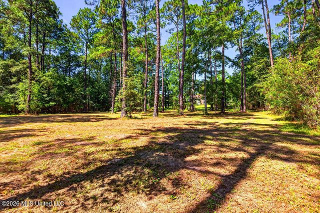 13450 E Schanbacher Road, Gulfport, MS 39503