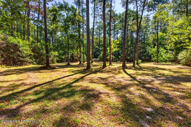 13450 E Schanbacher Road, Gulfport, MS 39503