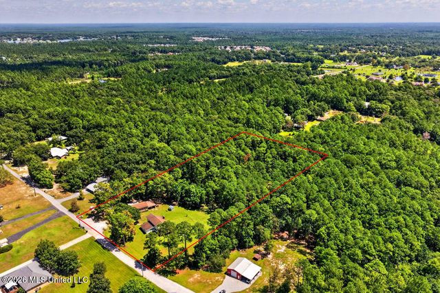 13450 E Schanbacher Road, Gulfport, MS 39503
