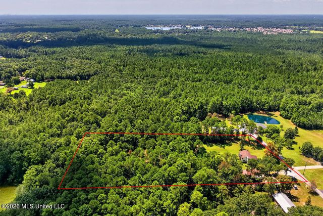 13450 E Schanbacher Road, Gulfport, MS 39503