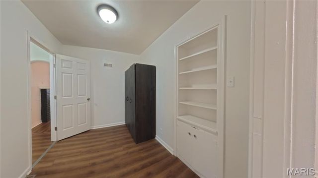 2121 W Main Street, Belleville, IL 62226