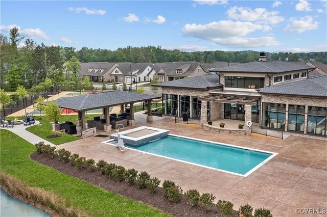 15800 Hallowell Rdg Unit#103, Moseley, VA 23120