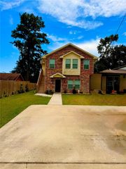 23030 S Oak Drive, Porter, TX 77365