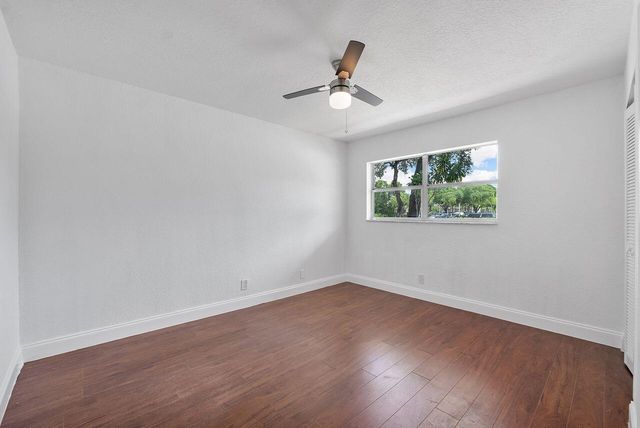 6260 S Falls Circle Drive 110, Lauderhill, FL 33319