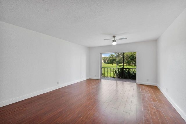 6260 S Falls Circle Drive 110, Lauderhill, FL 33319