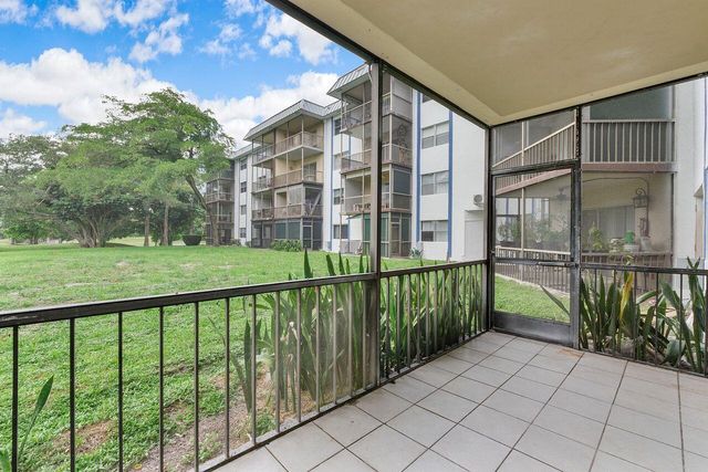 6260 S Falls Circle Drive 110, Lauderhill, FL 33319